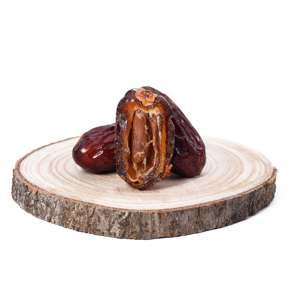 Schalabi Datteln, frische und saftige Datteln mit einem süßen, festen Kern, ideal als Snack oder für Desserts